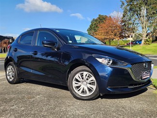 2021 Mazda 2 - Thumbnail
