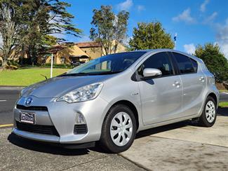 2012 Toyota Aqua - Thumbnail