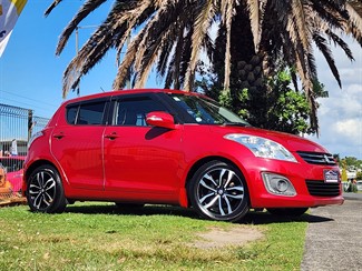 2015 Suzuki Swift - Thumbnail