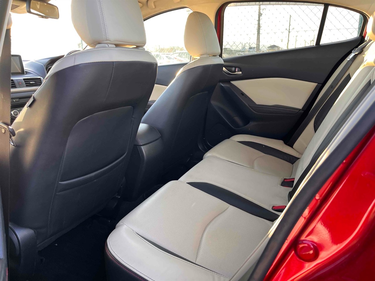 2014 Mazda Axela